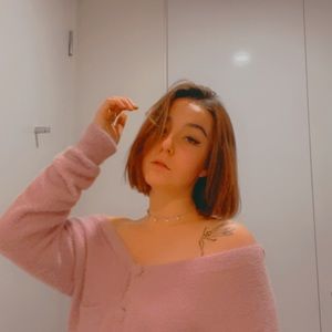 Meet your Posher, Isabella